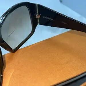 ?❤️LOUIS VUITTON MONOGRAM MAHINA SUNGLASSES Z0210W CE J0058 Louis Vuitton | Accessories | Louis Vuitton Monogram Mahina  main image 3